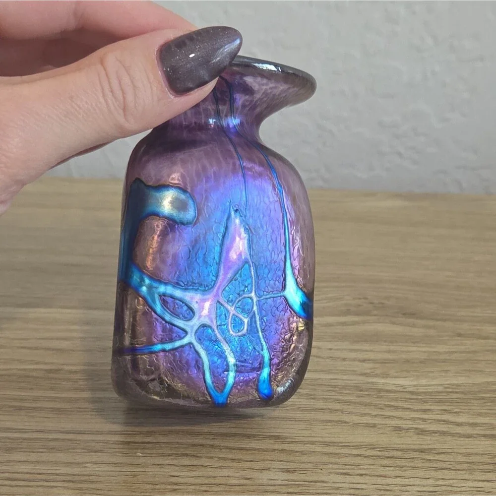 Robert HeId Iridescent Purple Art Glass Vase w/Metallic Blue Signed